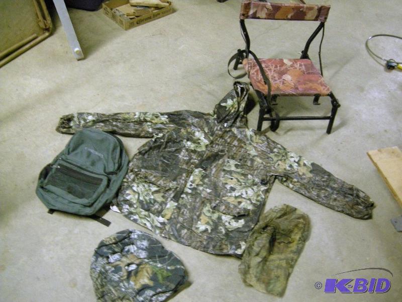 lot 54 image: Camo clothing group