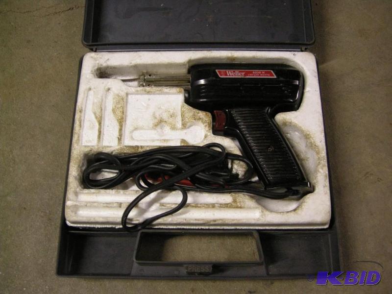 lot 78 image: Weller soldering gun with case