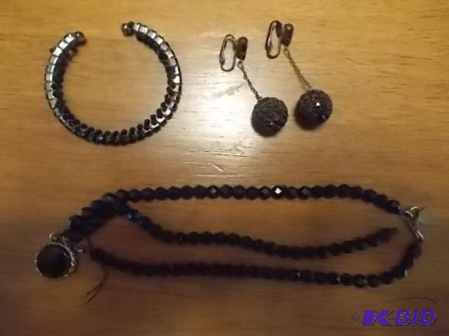 Vintage Black Glass Bead Jewelry...