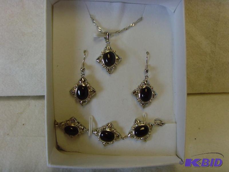 3 Piece Black Gem Silver Set