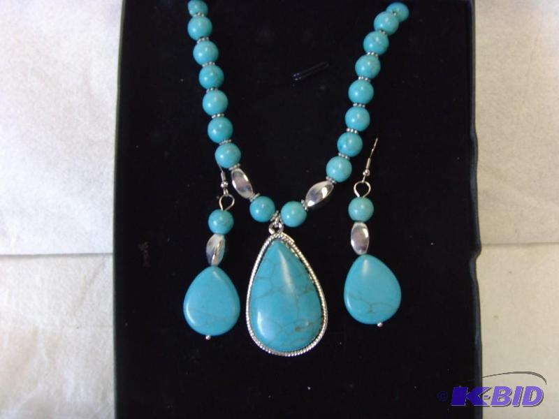 Turquoise Tear Drop Set