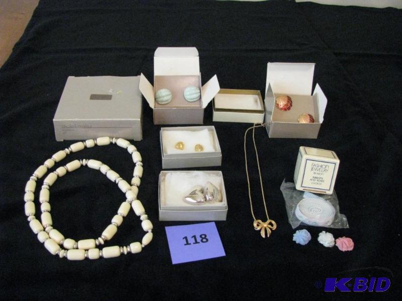 lot 118 image: Vintage Avon Jewelry, 2 necklaces, 1 choker, ...
