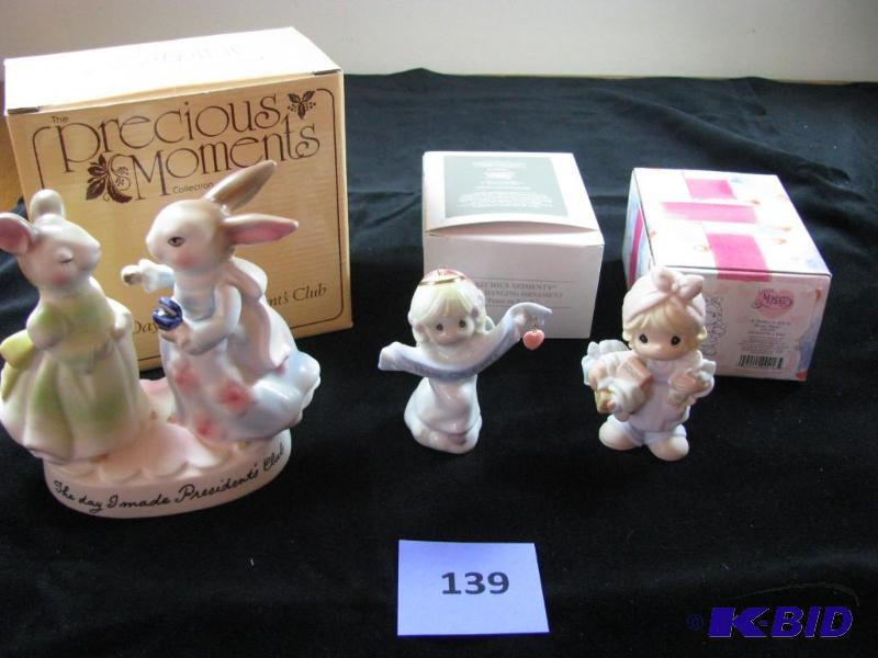 lot 139 image: Precious Moments figurines & ornament...
