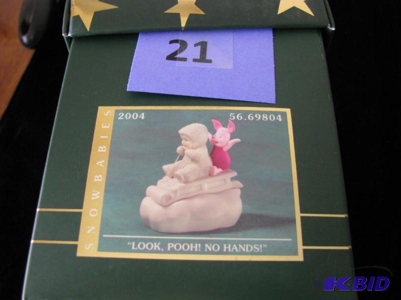 lot 21 image: Dept 56 &quotlook, pooh, no hands", ret...