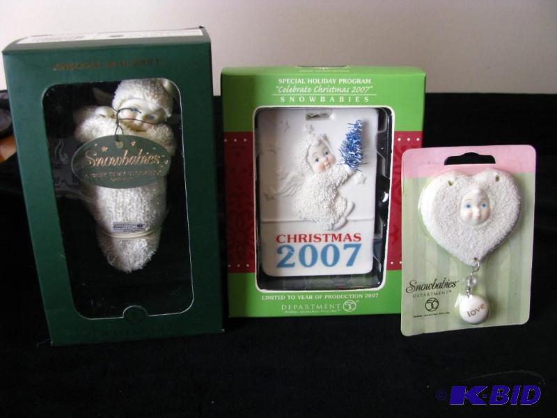 lot 43 image: Dept 56 Snowbabies, ornament, &quotbaby in m...