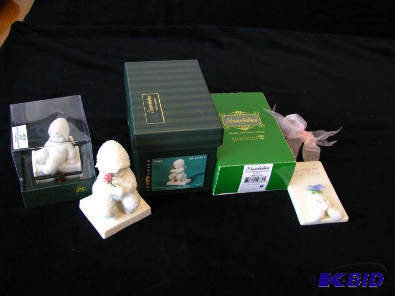 lot 46 image: Dept 56 Snowbabies, &quotflutters & flow...