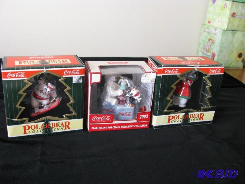 lot 49 image: Coca Cola ornaments, new in box...