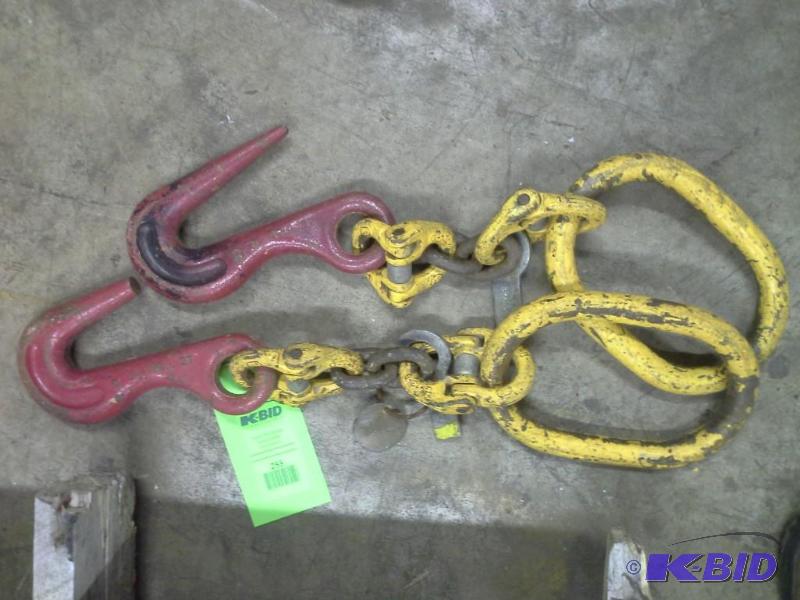 Chain with Hooks