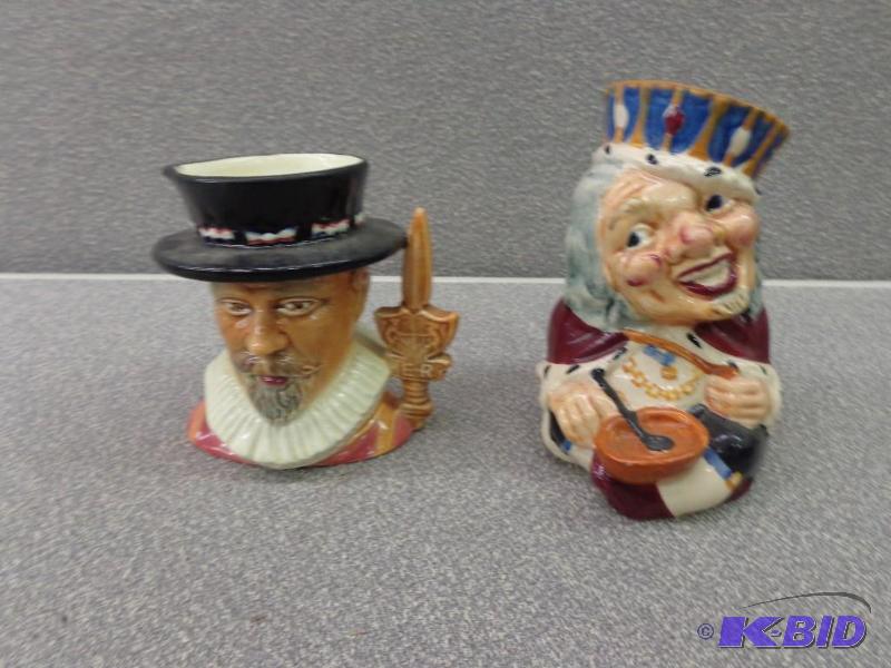 Couple of Hand Painted Mugs Beef Eater 4 Sylv...