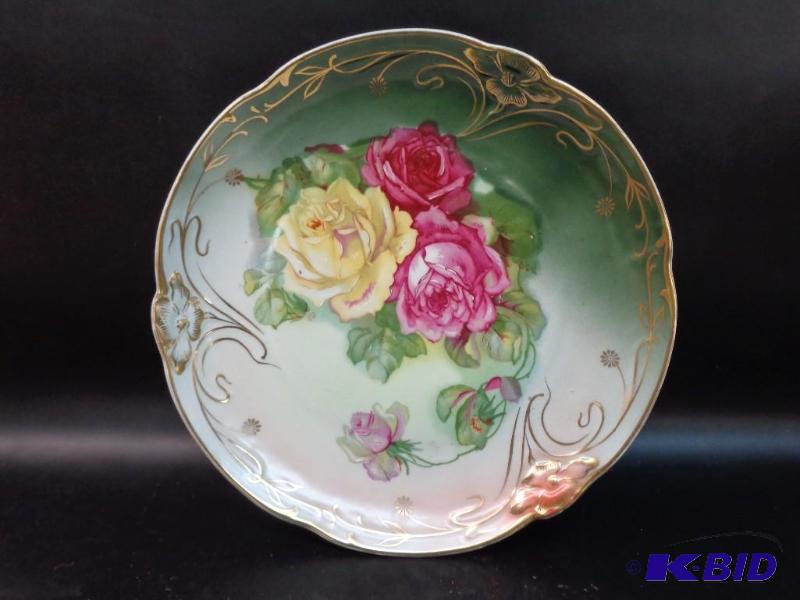 Attractive Plate 12&quot diameter Made by C....