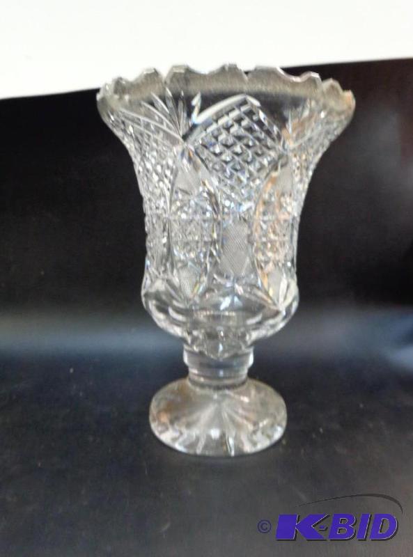 Crystal Vase 8 12&quot Tall x 6 14&quot D...