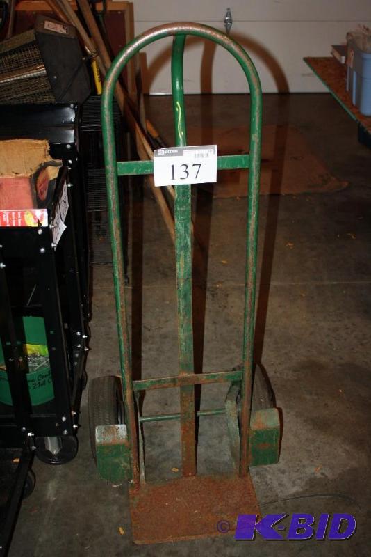 lot 137 image: Metal Dolly wwheels and handle....