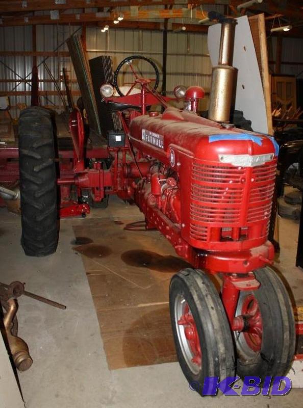 lot 2 image: International Harvester Co. McCormick Farmall...