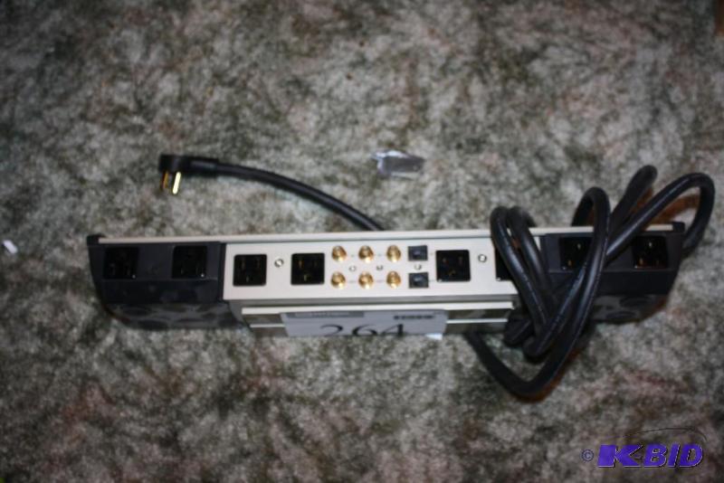 lot 262 image: Monster Cable Monster Power Relocatable Power...
