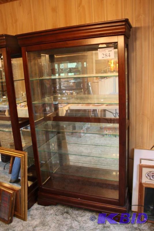lot 284 image: Wooden Display Unit wGlass Shelves & Int...