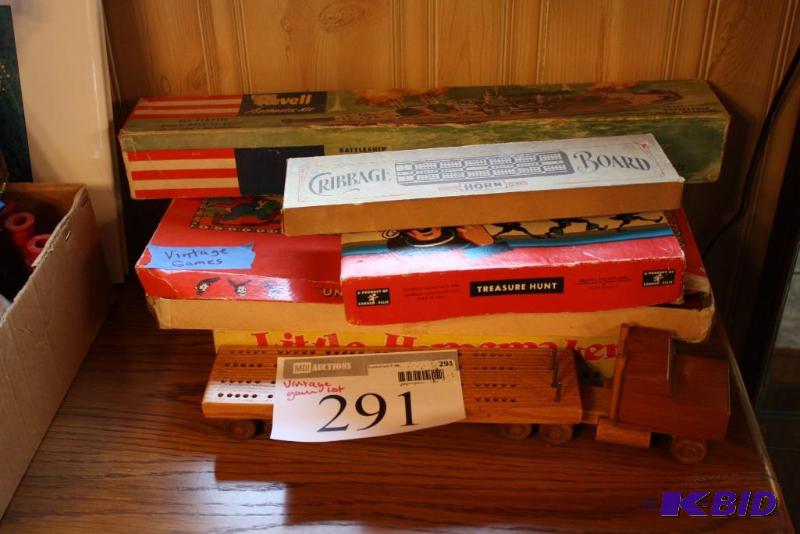 lot 291 image: Lot of Vintage Games Including Treasure Hunt...