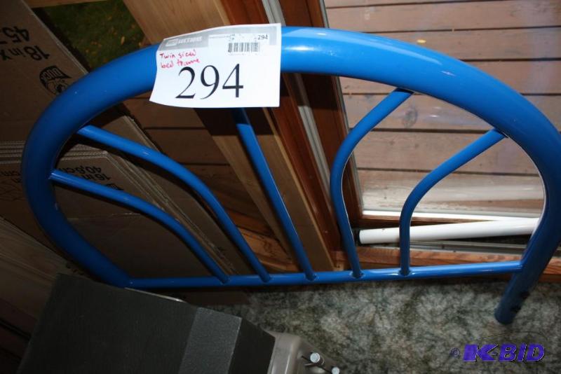 lot 294 image: Decorative Headboard for a Twin-Sized Bed Fra...