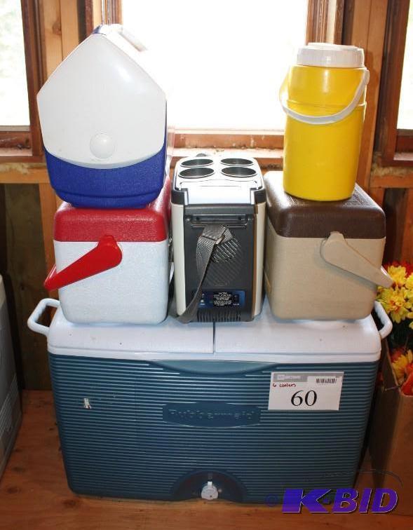 lot 60 image: Lot of (6) Coolers Including Rubbermaid Vect...
