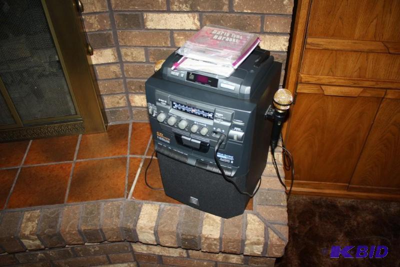 lot 679 image: Karaoke Machine wMicrophone Attachment &...