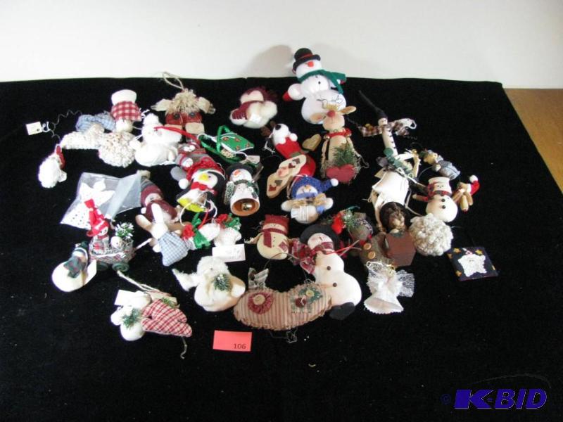 lot 106 image: 30 Christmas, holiday dcor items most craft ...