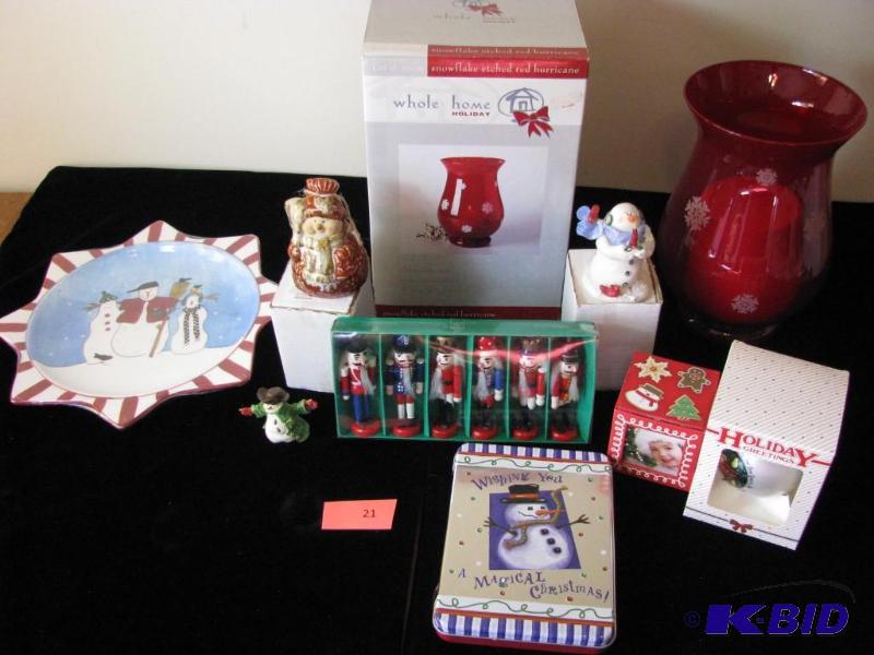 lot 21 image: Christmas Holiday items, ornaments, candles &...