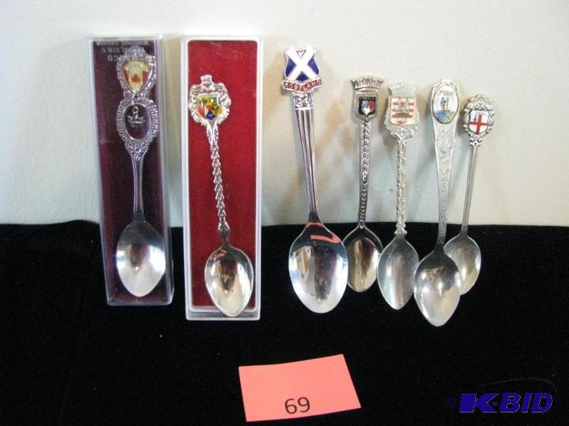 lot 69 image: Collection of vintage souvenir spoons, foreig...