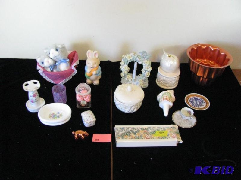 lot 80 image: Large group of SpringtimeEaster service item...