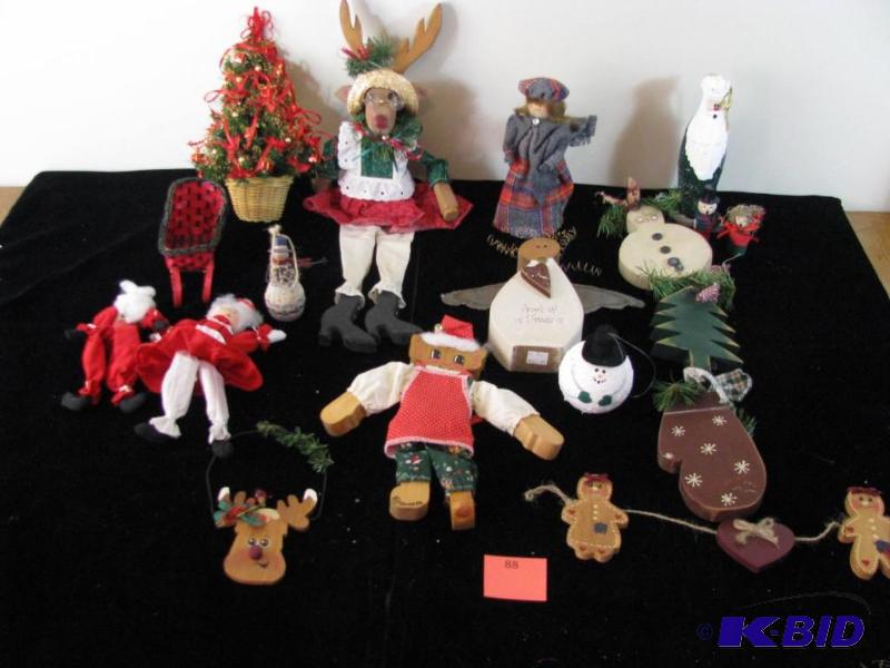lot 88 image: Large group of Christmas dcor, clothwood...