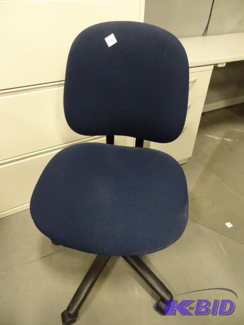 Hon office chair on wheels...