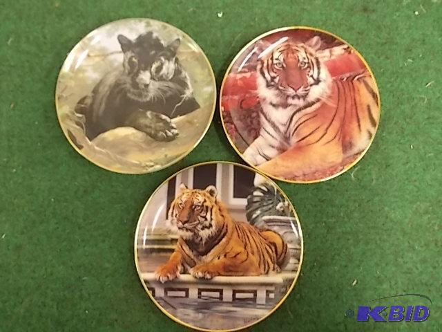 3-Wildlife Collector Plates...
