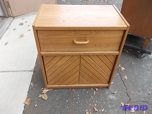 Storage Cabinet With 1-Drawer &amp 2-Door Co...