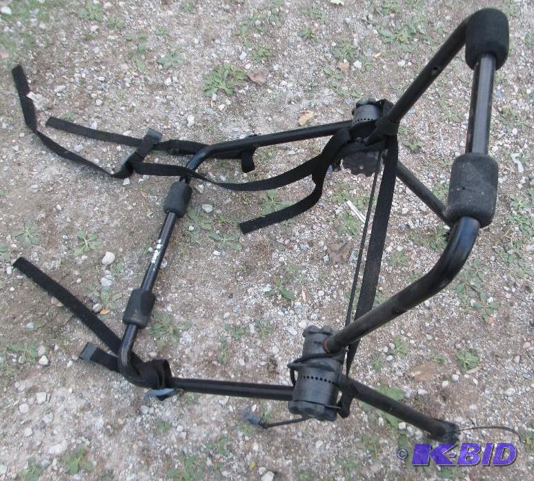 lot 110 image: Road gear cycle shuttle bike rack...