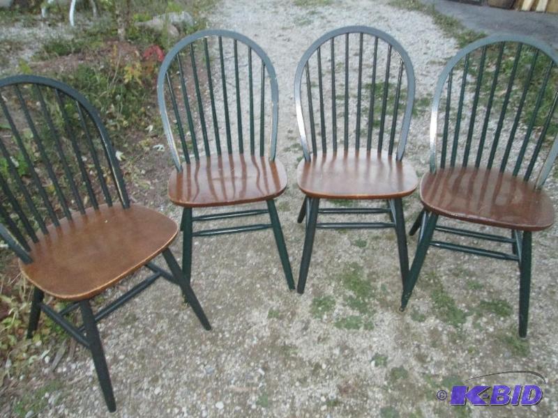 lot 133 image: set of 4 kitchen table chairs green and wood ...