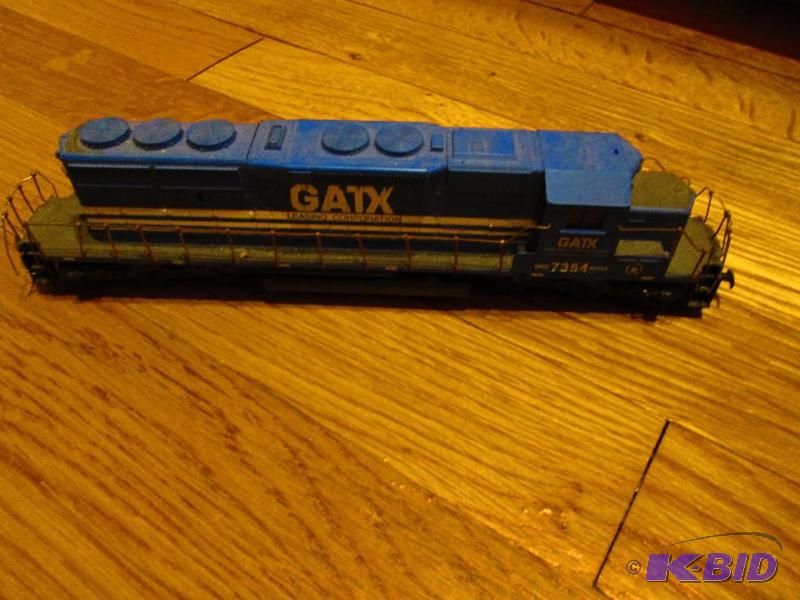 lot 196 image: Model Train GATX Leasing Corporation GSTX-735...