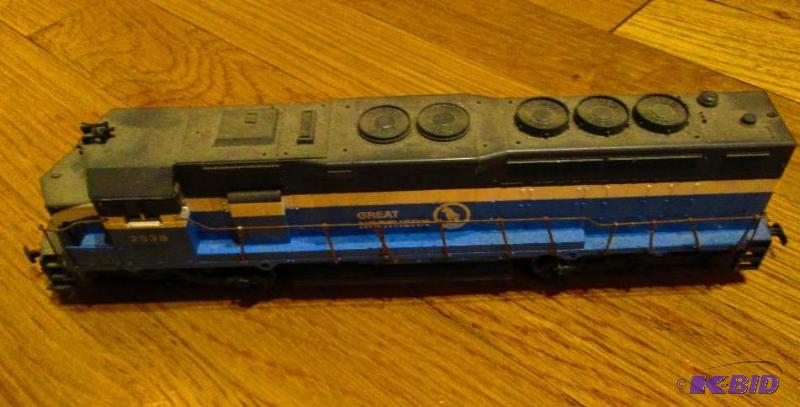 lot 205 image: Model Train Great Northern 2538...
