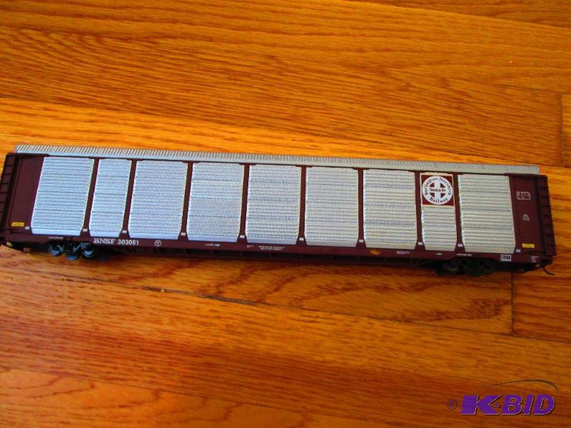 lot 216 image: Model Train Burlington Northern Sant Fe BNSF ...