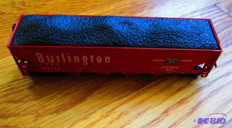 lot 220 image: Model Train Burlington CB & Q 172772 Coal...