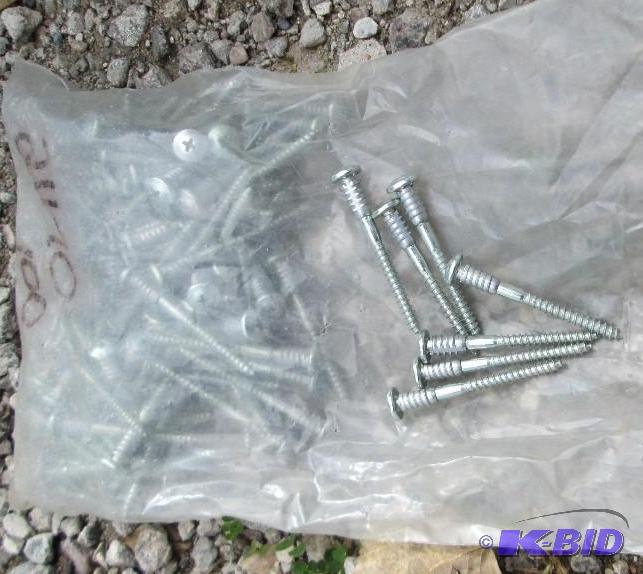 lot 36 image: Bag of round head phillips screws locking top...