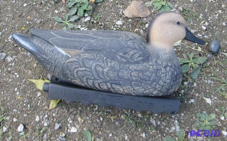 lot 71 image: Hard Core Duck Decoy...