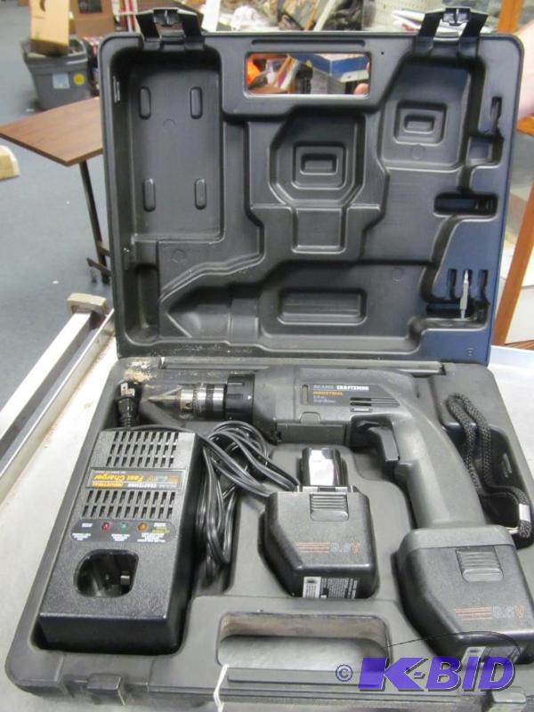 lot 13 image: Craftsman 9.6v 38 Industrial Cordless Driver