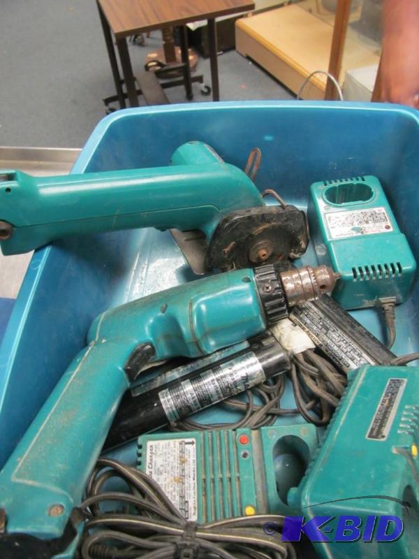 lot 22 image: Makita 9.6v Cordless 38 Drill And 3-38 Saw 2batteries and 3 chargers Untested  Relisted do to No Show