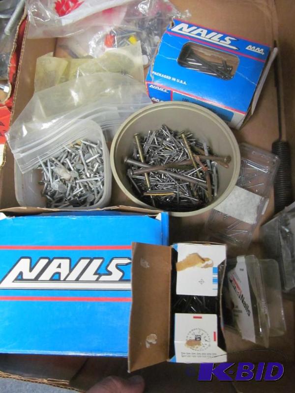 lot 73 image: lot of misc screws and bolts