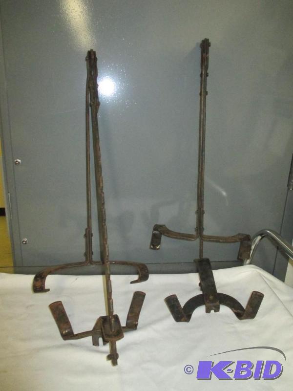 Ladder jacks