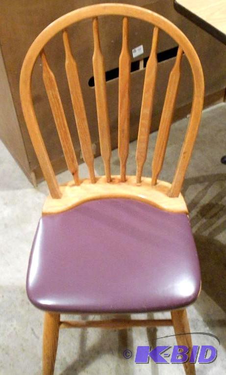 lot 33 image: Restaurant Chairs