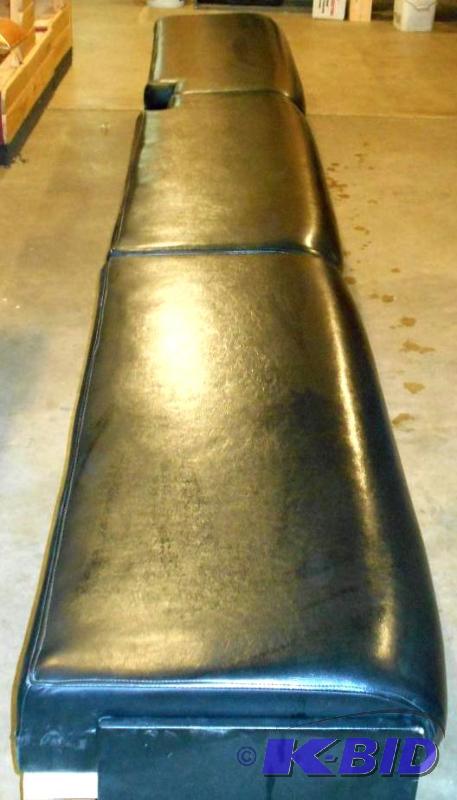 lot 38 image: Waiting Bench