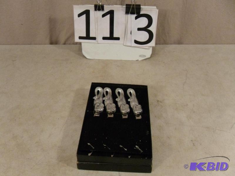 4 Neat Elephant Steak Knifes....