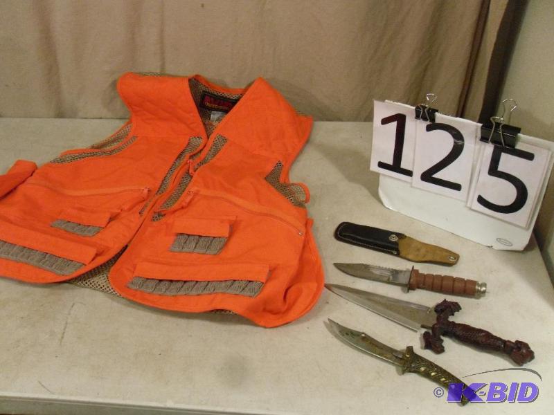 Lot of Assorted Knives and Medium Hunting Ves...