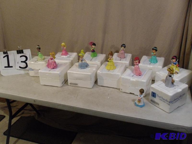 Lot of 12 Hamilton Collection Disney Princess...