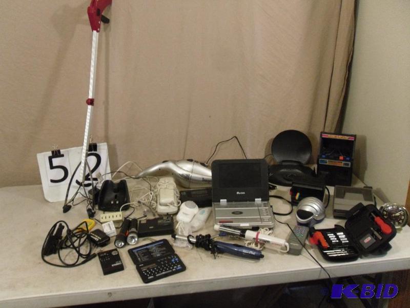 Lot of Assorted Electronics. Vintage Mini Cos...