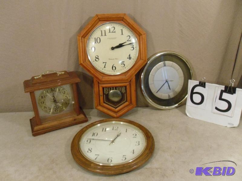 Lot of 4 Clocks. Untested....